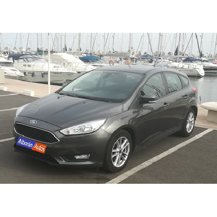 Ford Focus, Opel Astra, Opel Crossland o similar